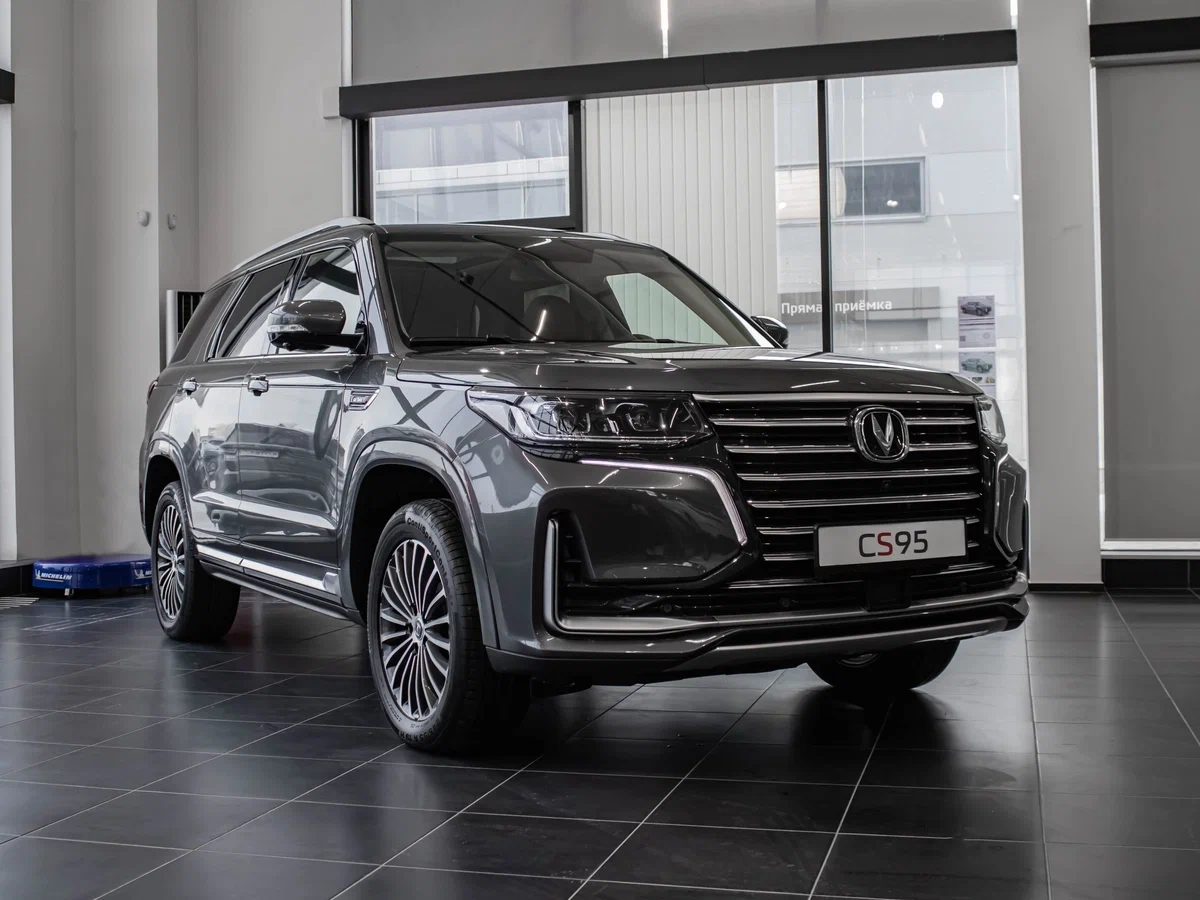 Changan CS95 в наличии по цене от 2 670 000 рублей