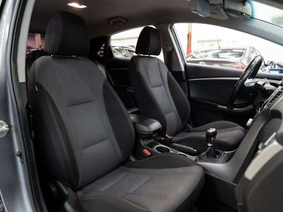 Б/У Хендай ай30 2014 года. Фото: #8