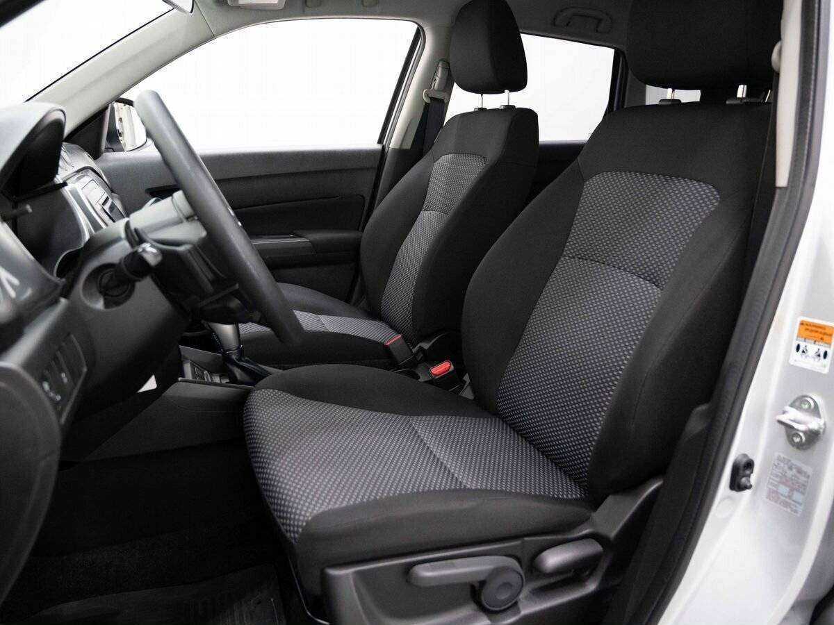 Б/У Сузуки Витара 2016 года. Фото: #10