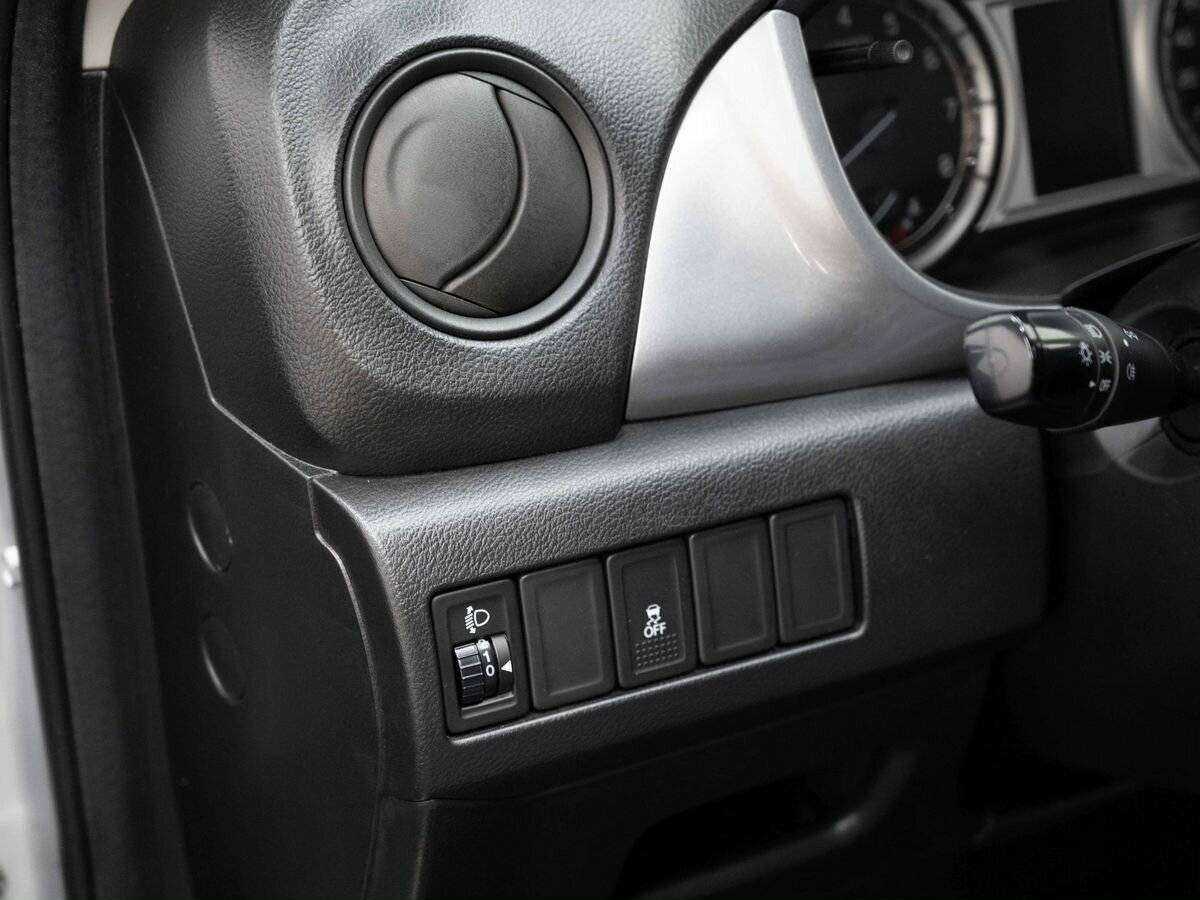 Б/У Сузуки Витара 2016 года. Фото: #18