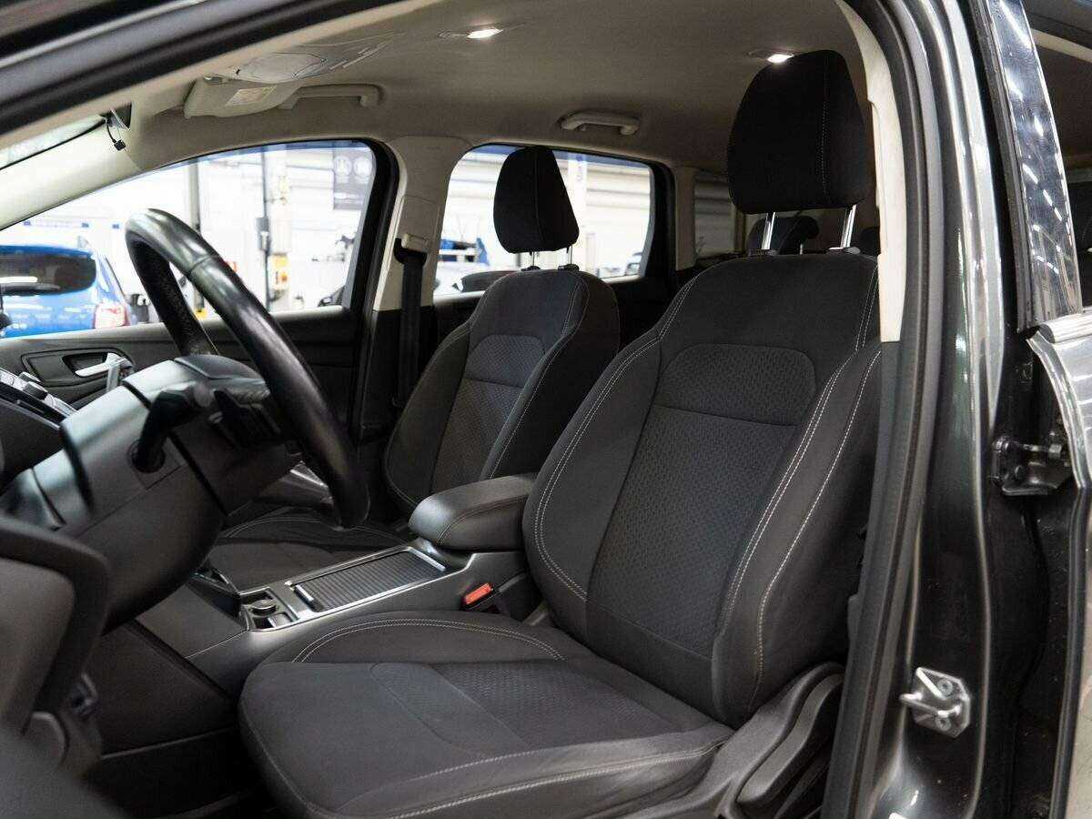 Б/У Форд Куга 2017 года. Фото: #5