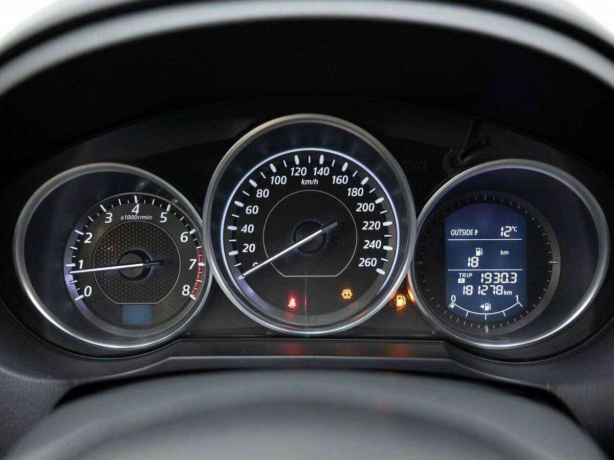 Б/У Мазда 6 2012 года. Фото: #13