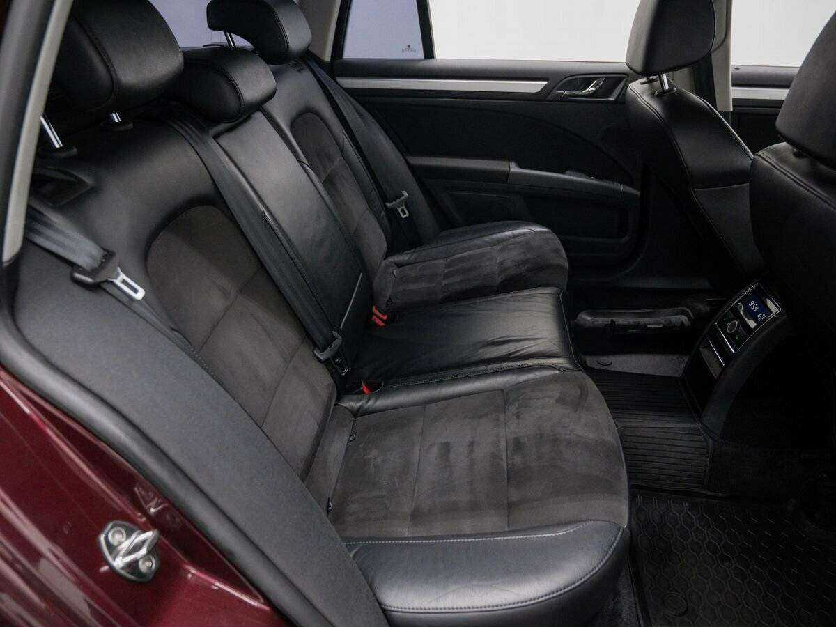 Б/У Шкода Суперб 2014 года. Фото: #8