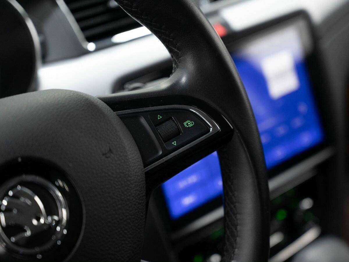 Б/У Шкода Суперб 2014 года. Фото: #20