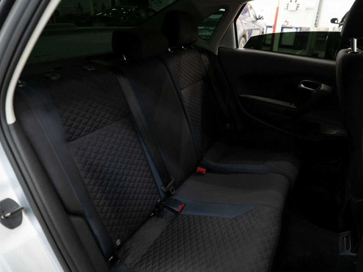 Б/У Фольксваген Поло 2019 года. Фото: #7