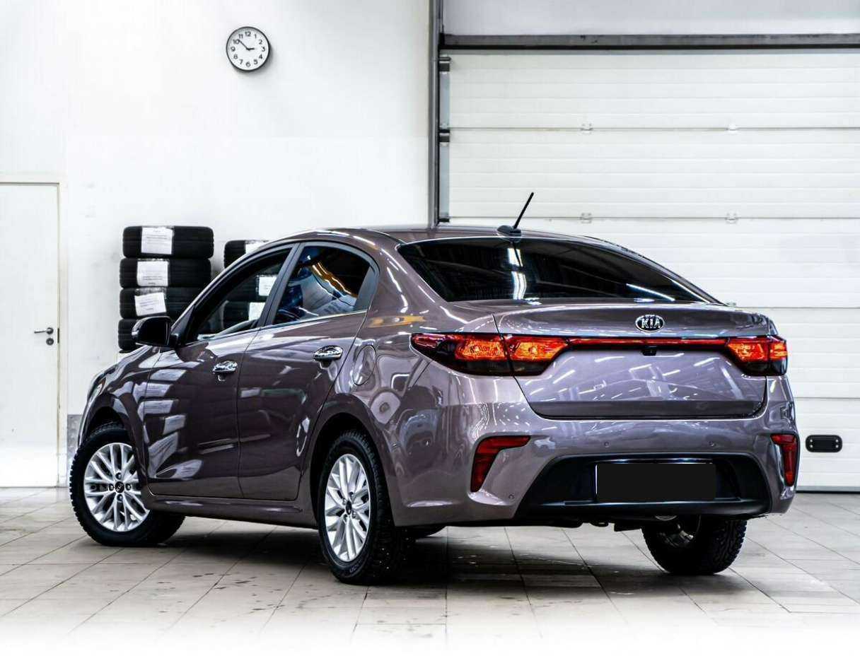 Б/У Киа Рио 2018 года. Фото: #3