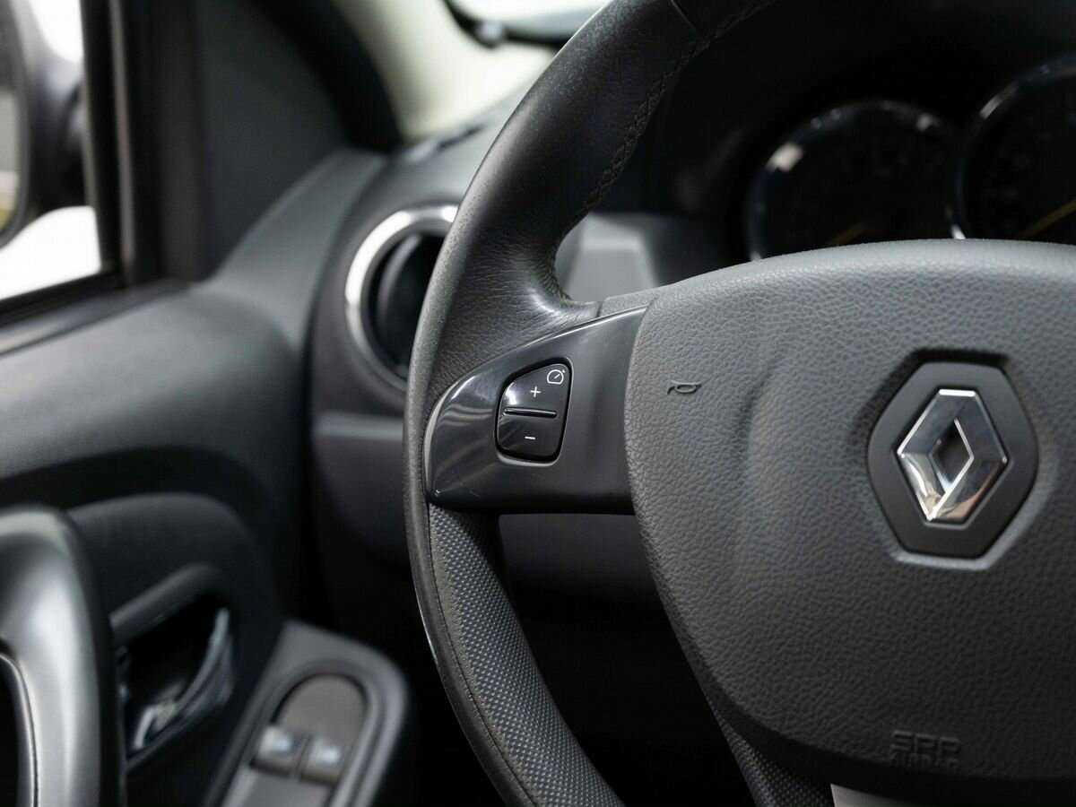 Б/У Рено Дастер 2018 года. Фото: #14