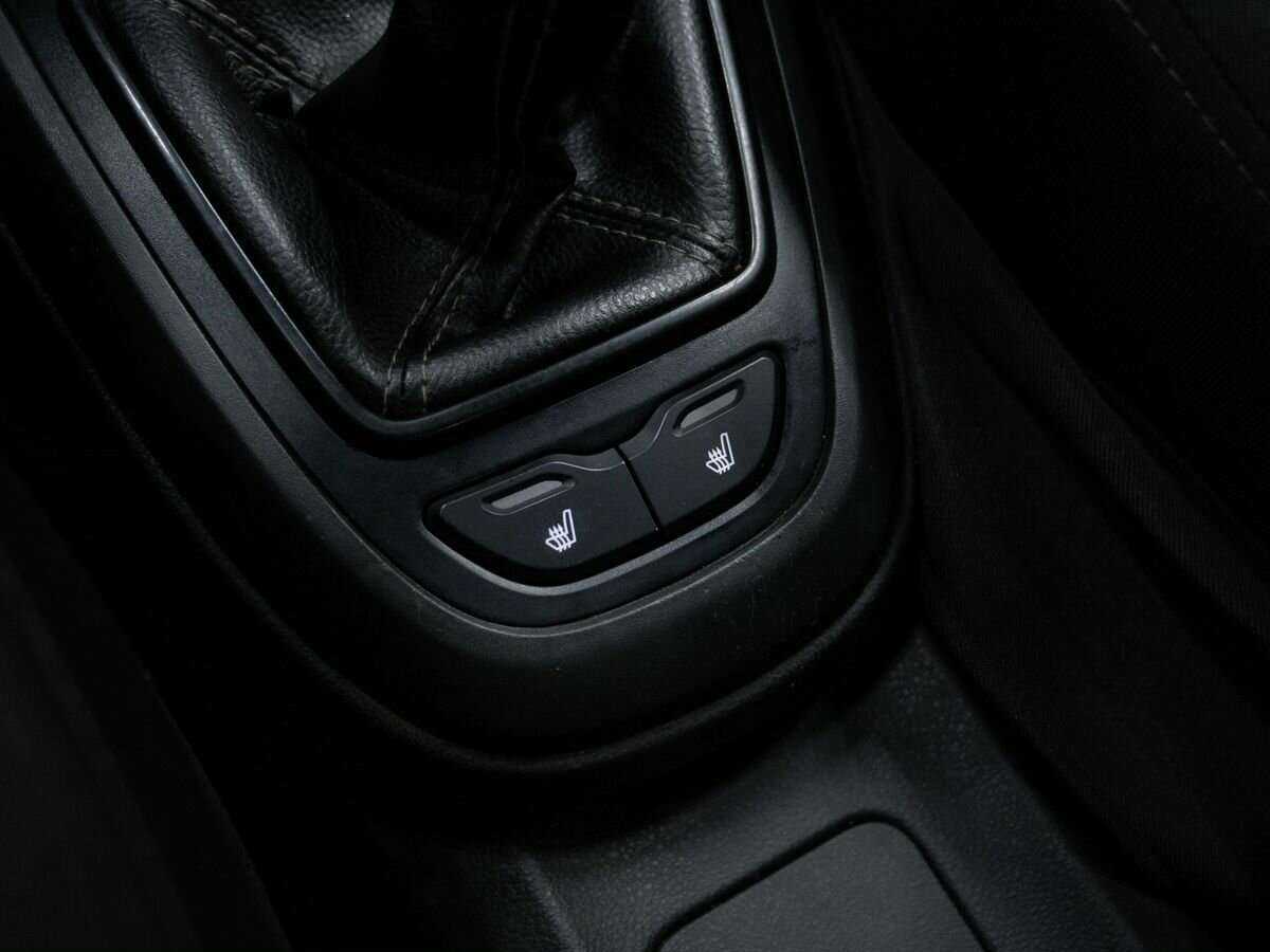 Б/У Лада (ВАЗ) Веста 2015 года. Фото: #18