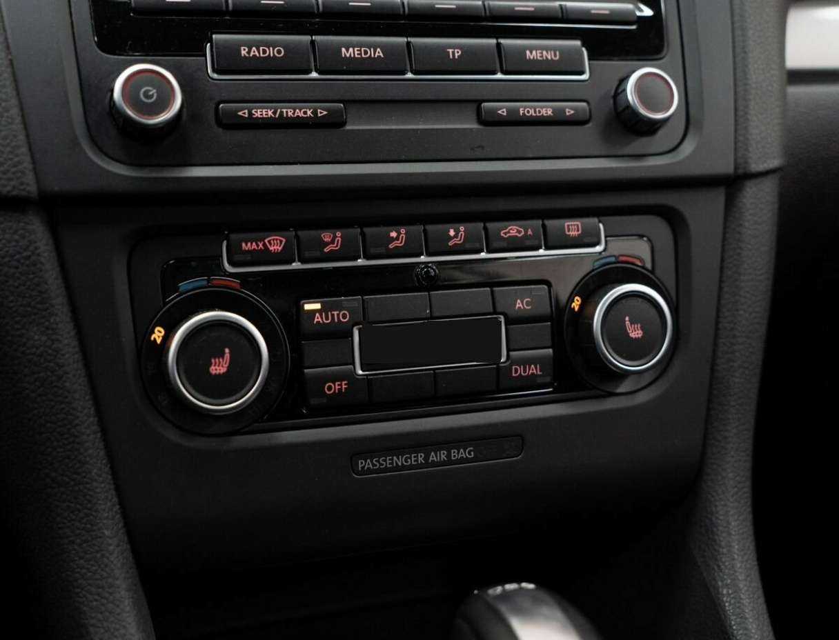 Б/У Фольксваген Гольф 2012 года. Фото: #12