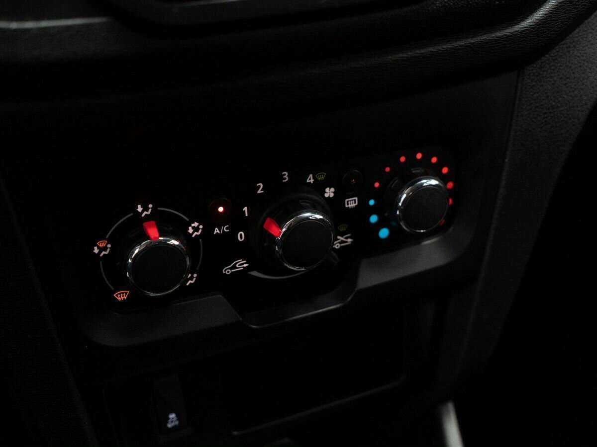 Б/У Лада (ВАЗ) ИКСРЭЙ 2017 года. Фото: #9