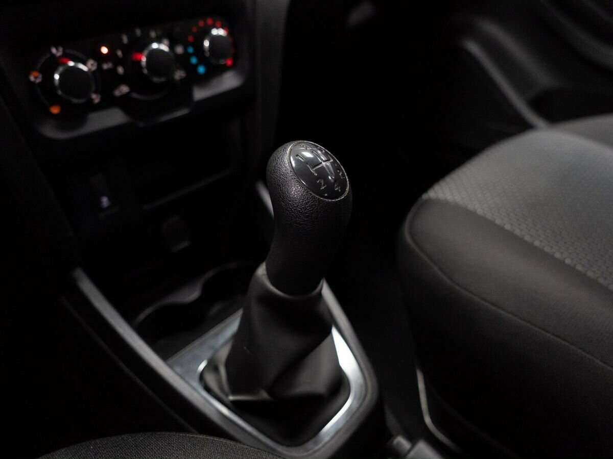 Б/У Лада (ВАЗ) ИКСРЭЙ 2017 года. Фото: #11