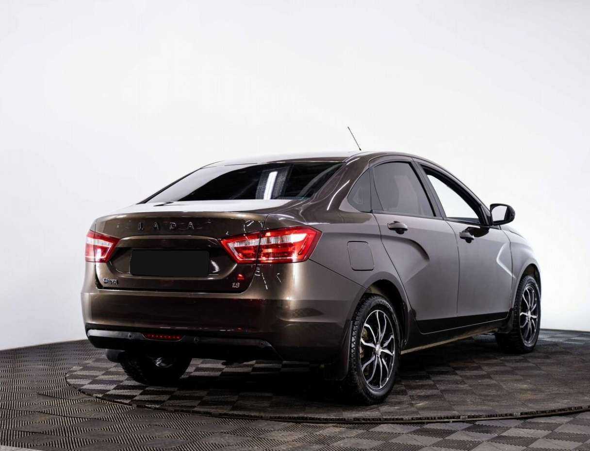 Б/У Лада (ВАЗ) Веста 2018 года. Фото: #4