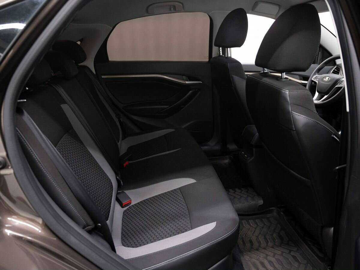 Б/У Лада (ВАЗ) Веста 2018 года. Фото: #11