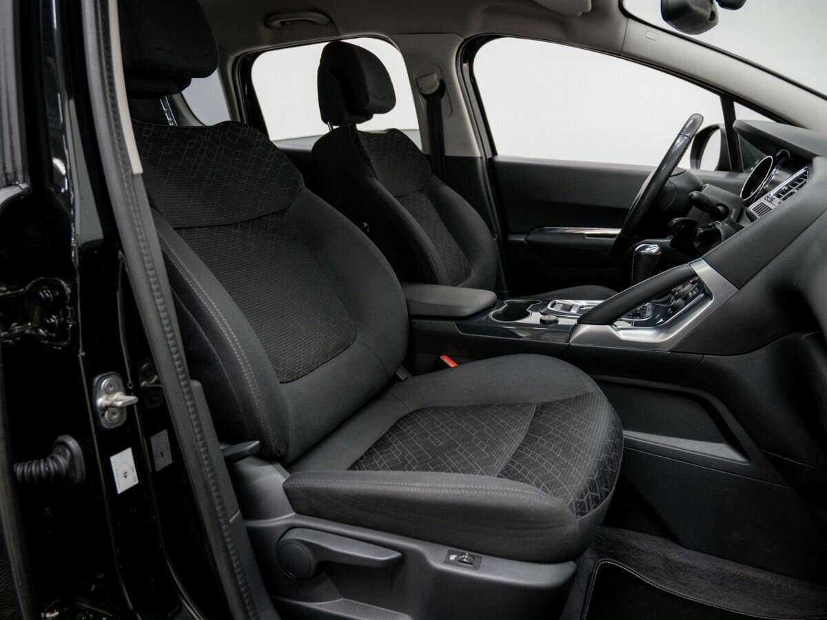 Б/У Пежо 3008 2014 года. Фото: #7