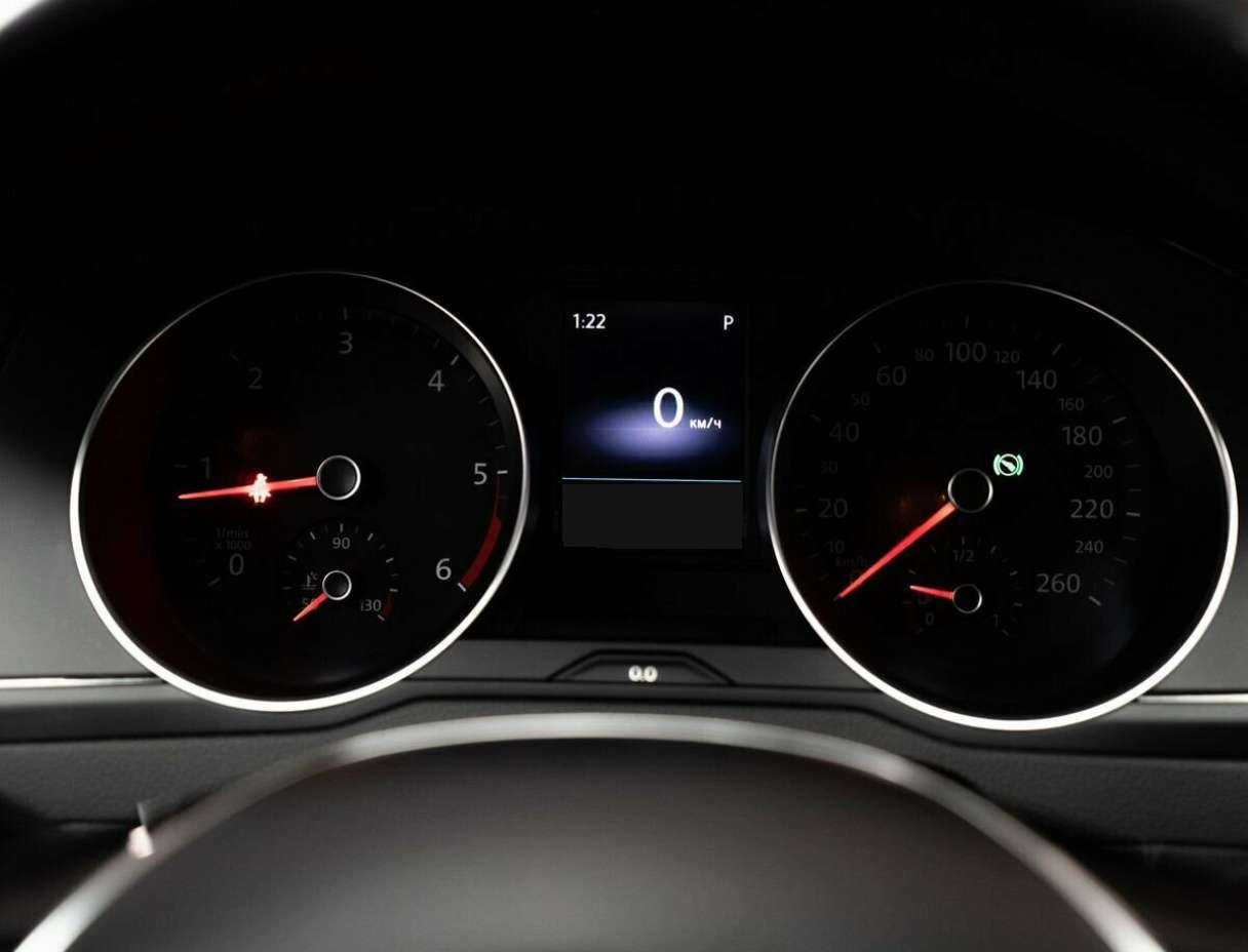 Б/У Фольксваген Пассат 2017 года. Фото: #9