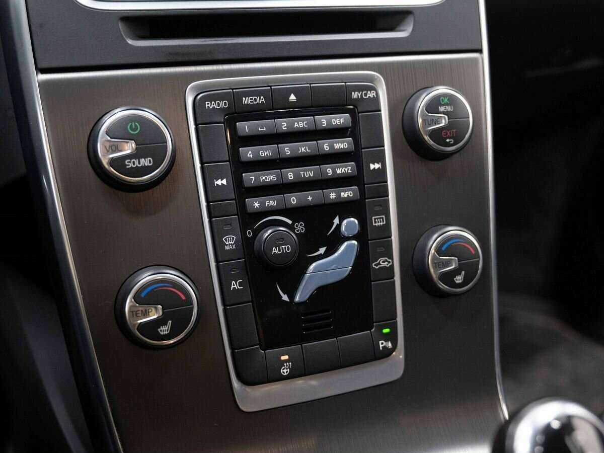 Б/У Вольво С60 2013 года. Фото: #19