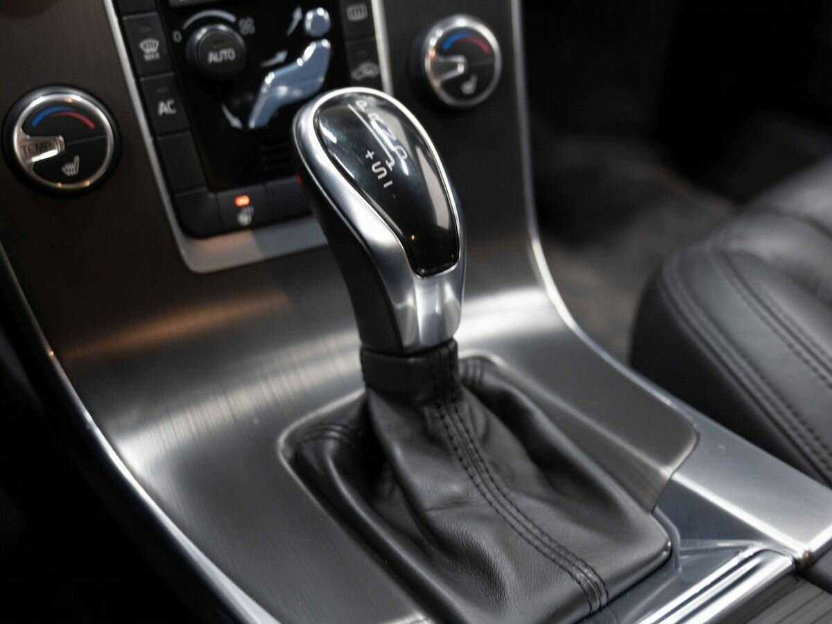 Б/У Вольво С60 2013 года. Фото: #20