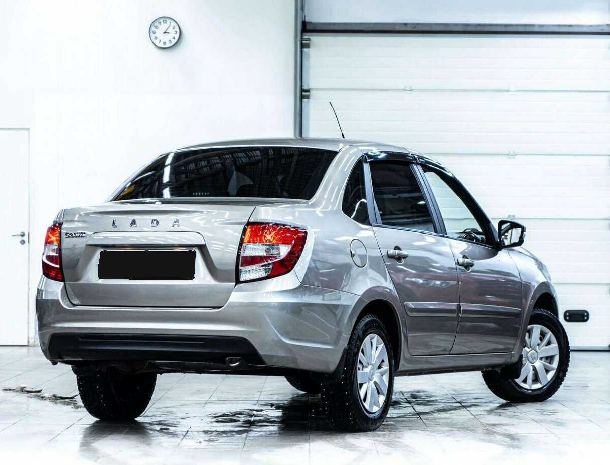 Б/У Лада (ВАЗ) Гранта 2021 года. Фото: #2