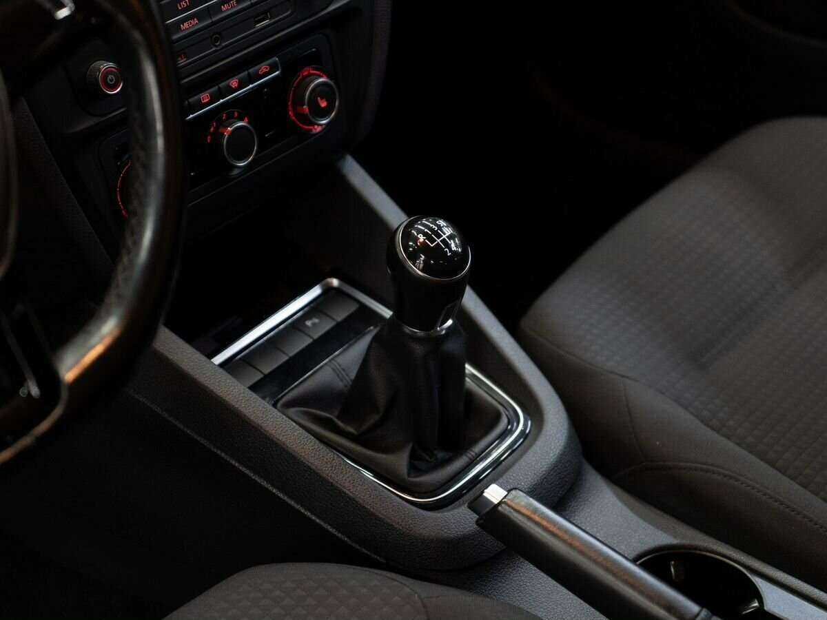 Б/У Фольксваген Джетта 2016 года. Фото: #11