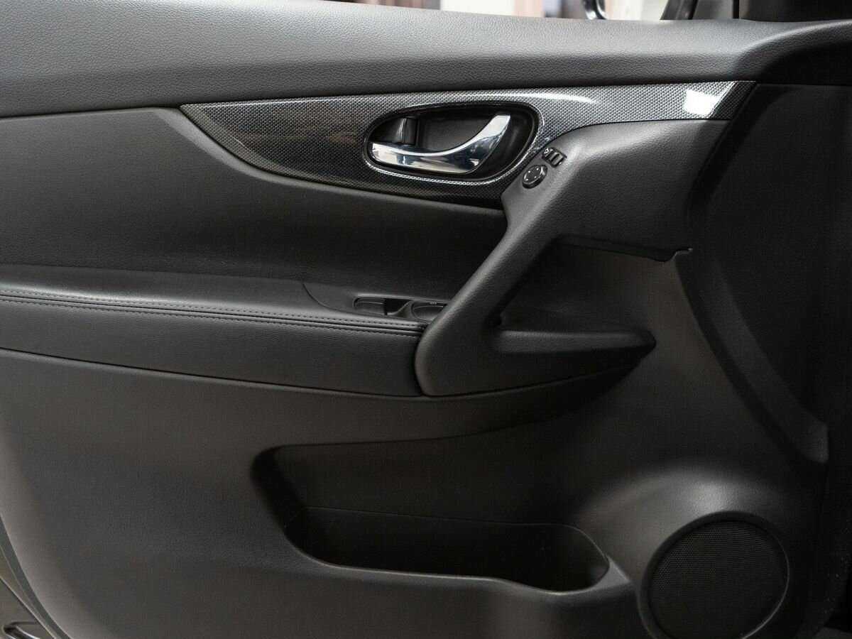 Б/У Ниссан Икс-Трейл 2016 года. Фото: #14