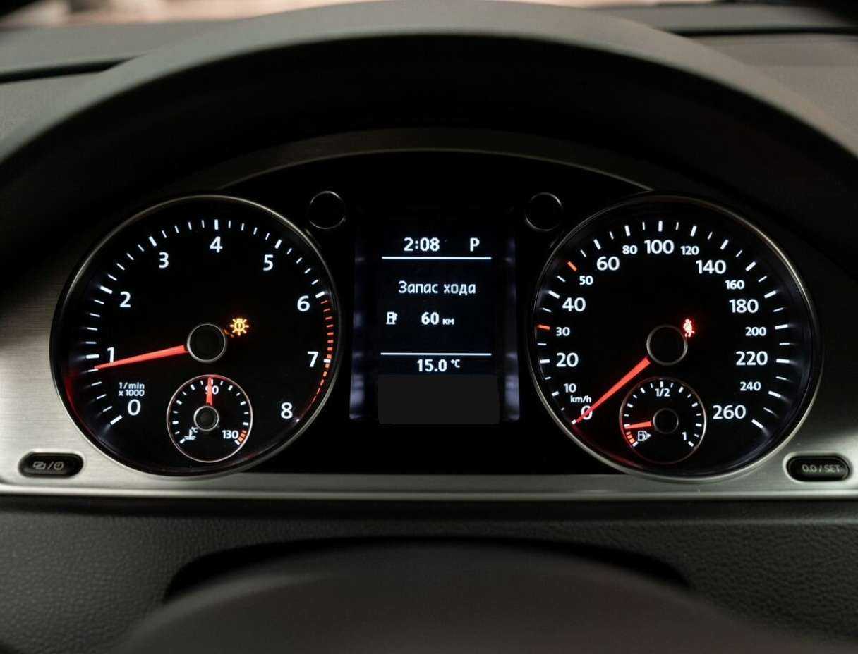 Б/У Фольксваген Пассат 2013 года. Фото: #12