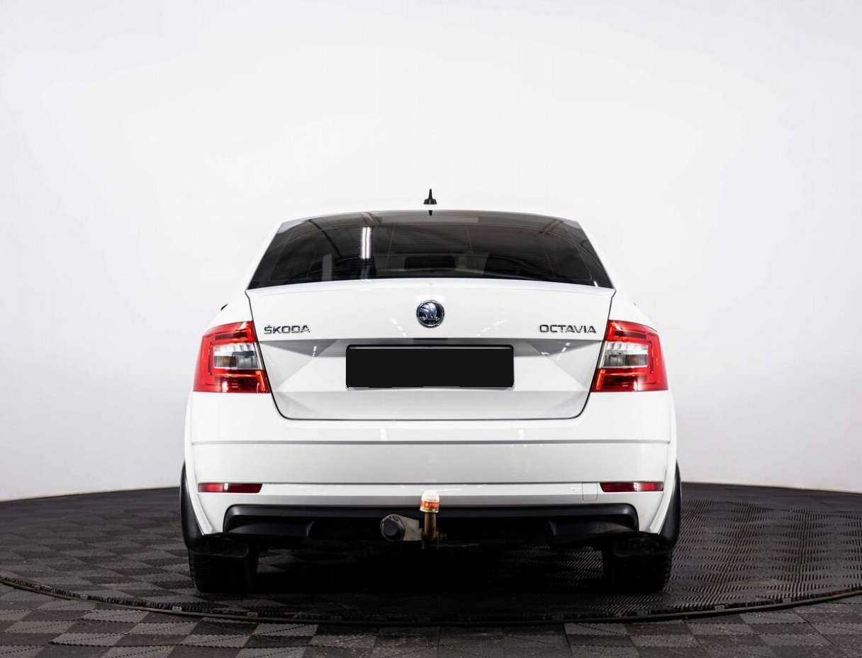 Б/У Шкода Октавия 2019 года. Фото: #4