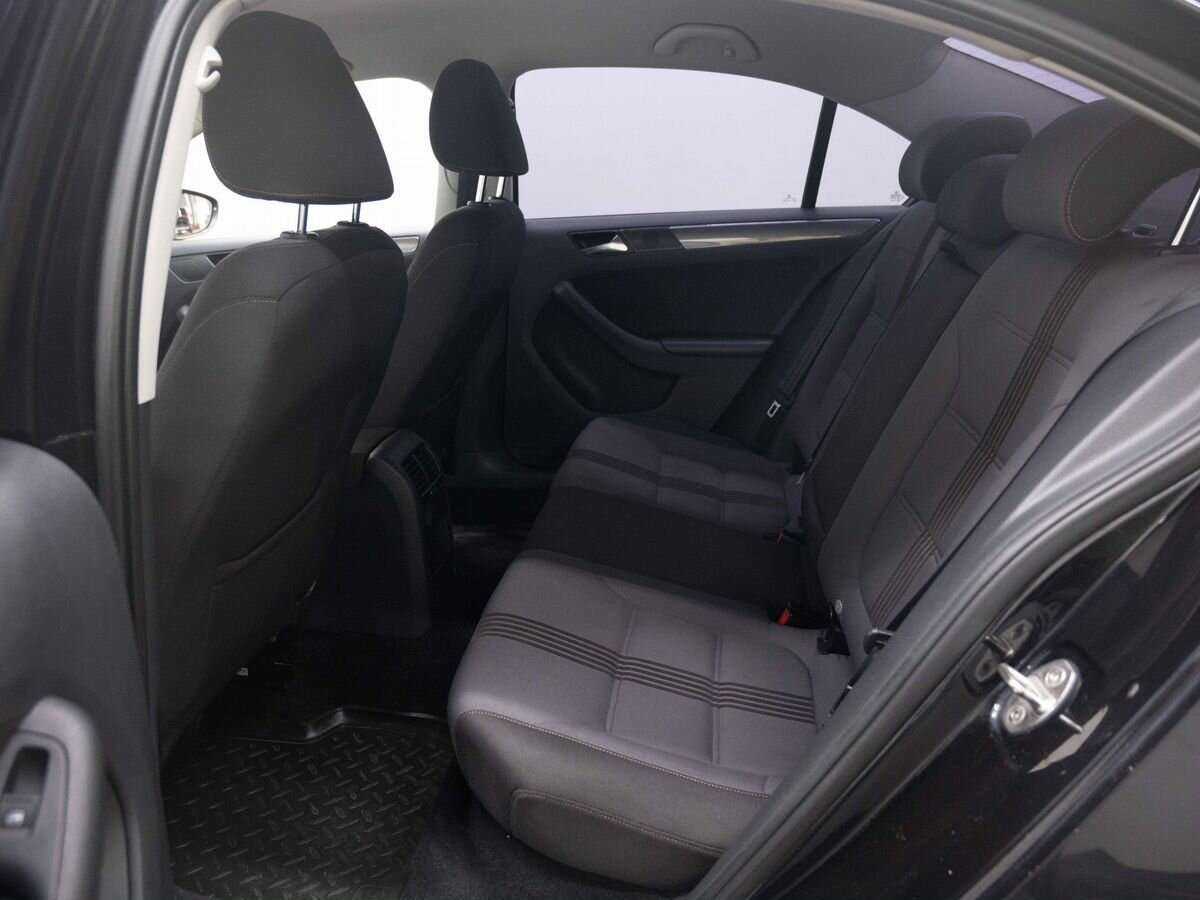 Б/У Фольксваген Джетта 2016 года. Фото: #7