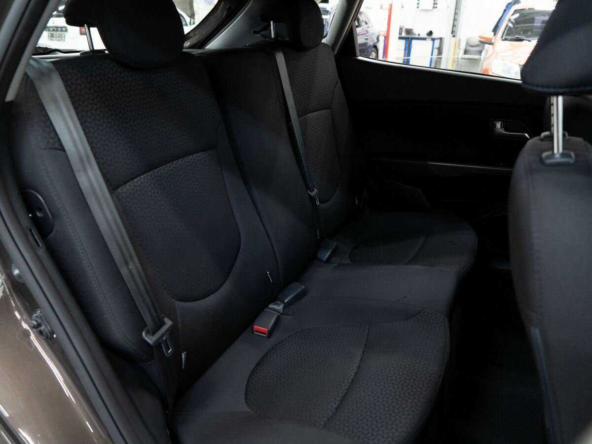 Б/У Киа Рио 2015 года. Фото: #7