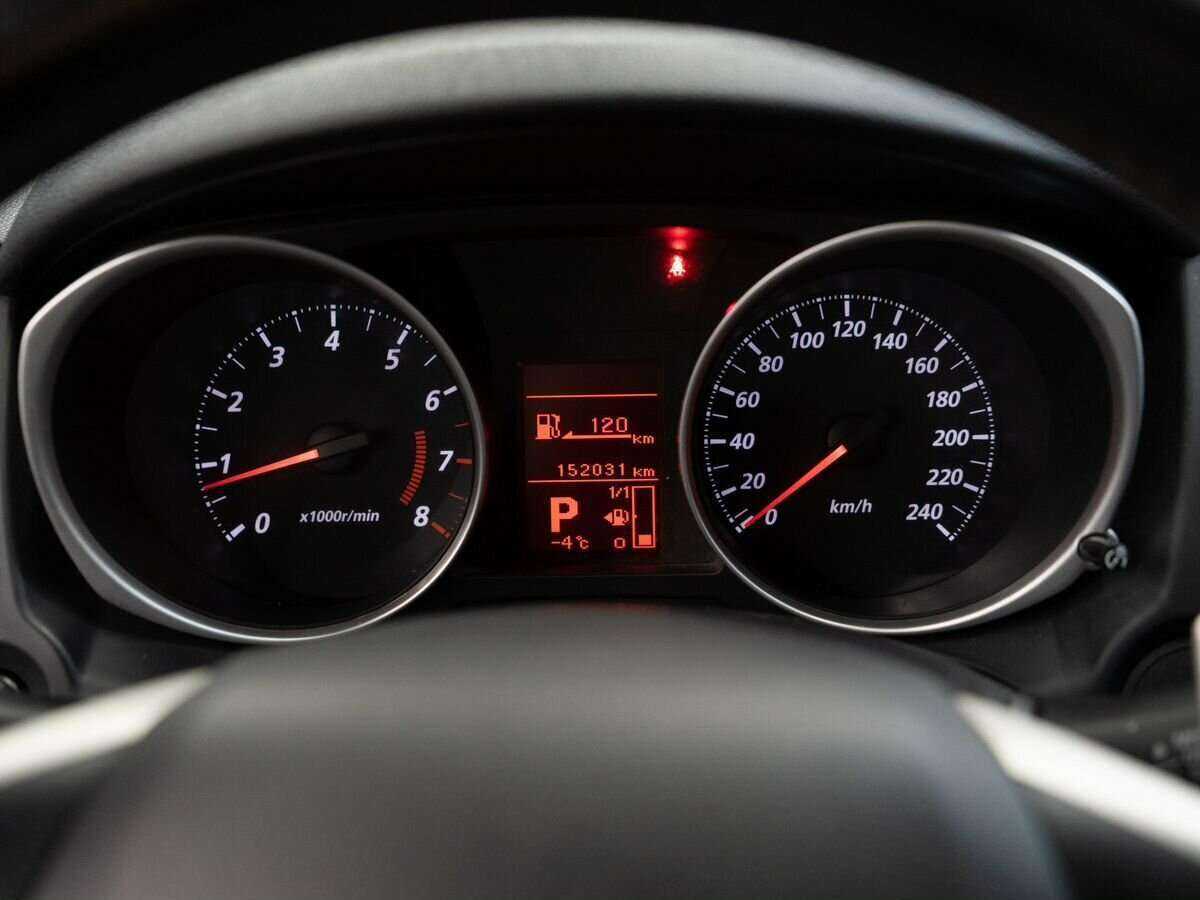 Б/У Митсубиши АС-Икс 2013 года. Фото: #9