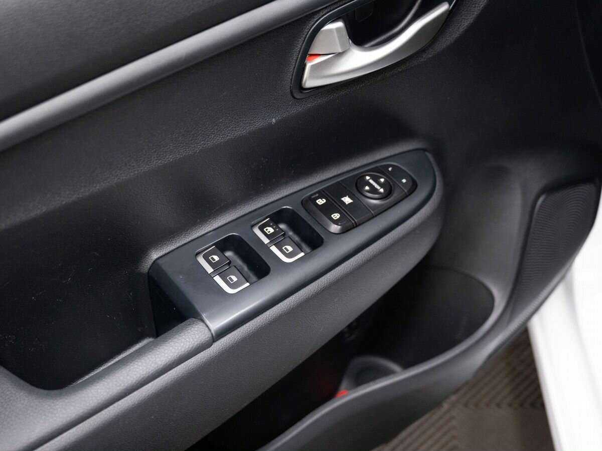 Б/У Киа Рио 2022 года. Фото: #16