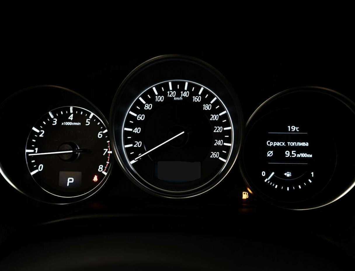 Б/У Мазда Ц-Икс-5 2016 года. Фото: #11