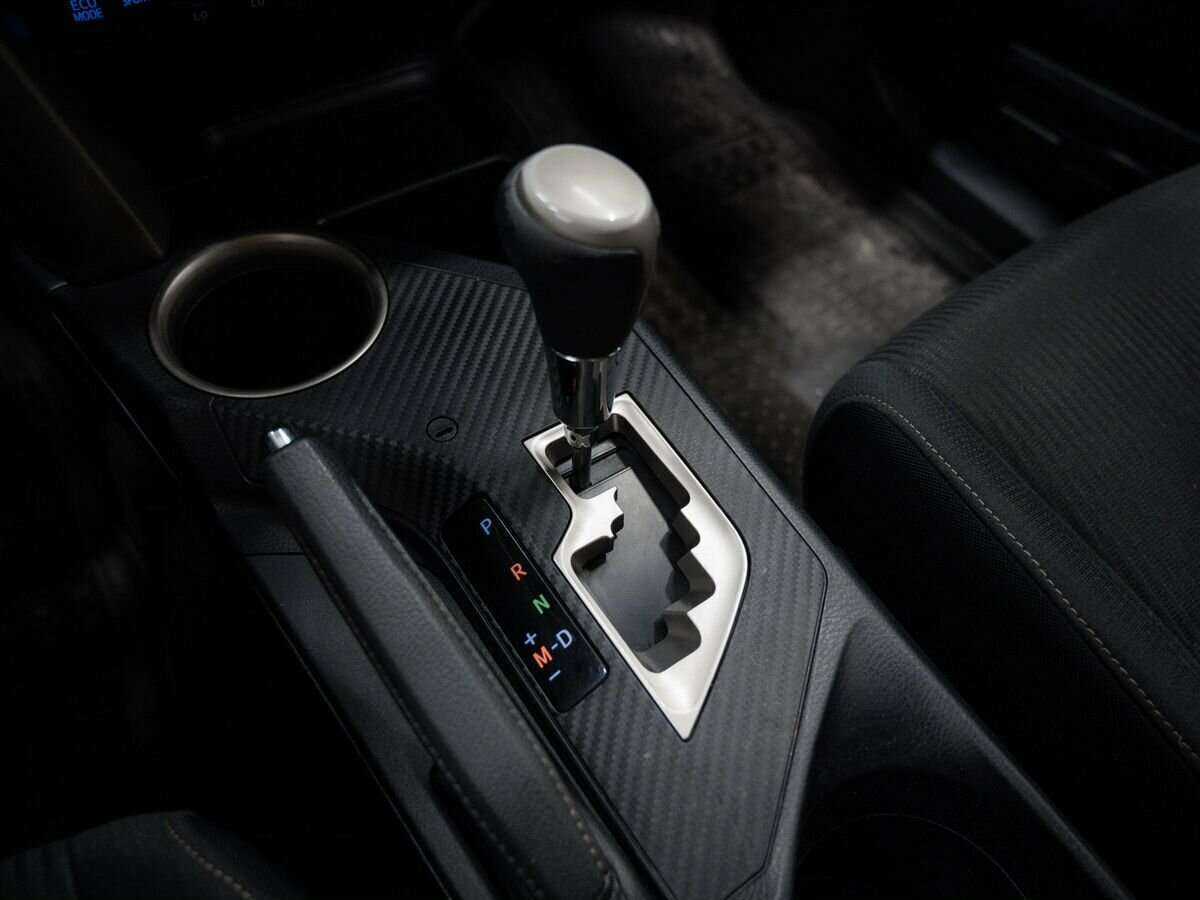 Б/У Тойота Рав4 2014 года. Фото: #17