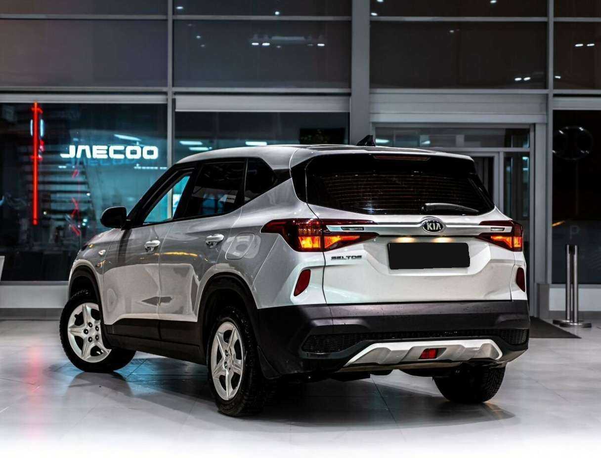 Б/У Киа Сельтос 2021 года. Фото: #3