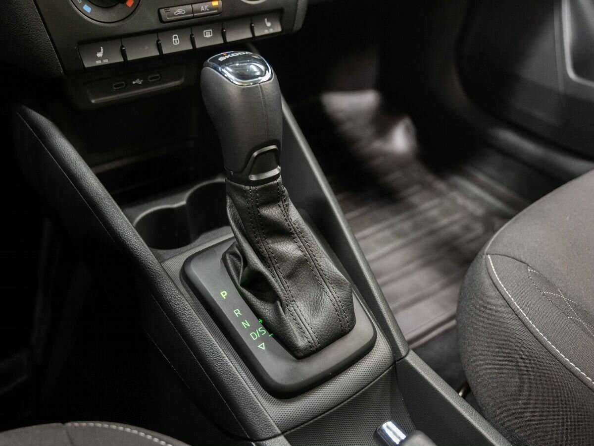 Б/У Шкода Рапид 2022 года. Фото: #25