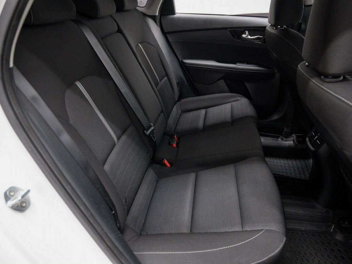 Б/У Киа Церато 2019 года. Фото: #8