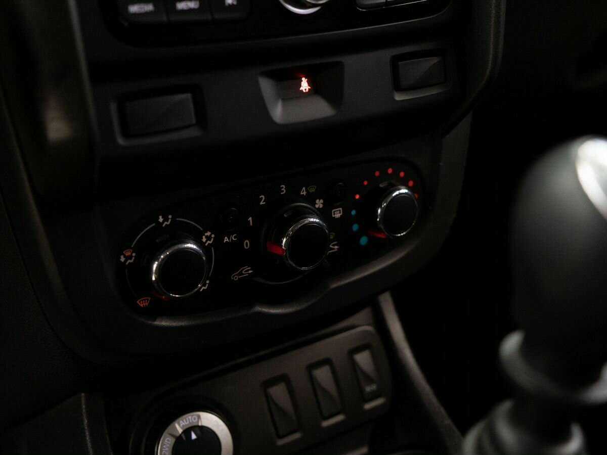 Б/У Рено Дастер 2015 года. Фото: #10