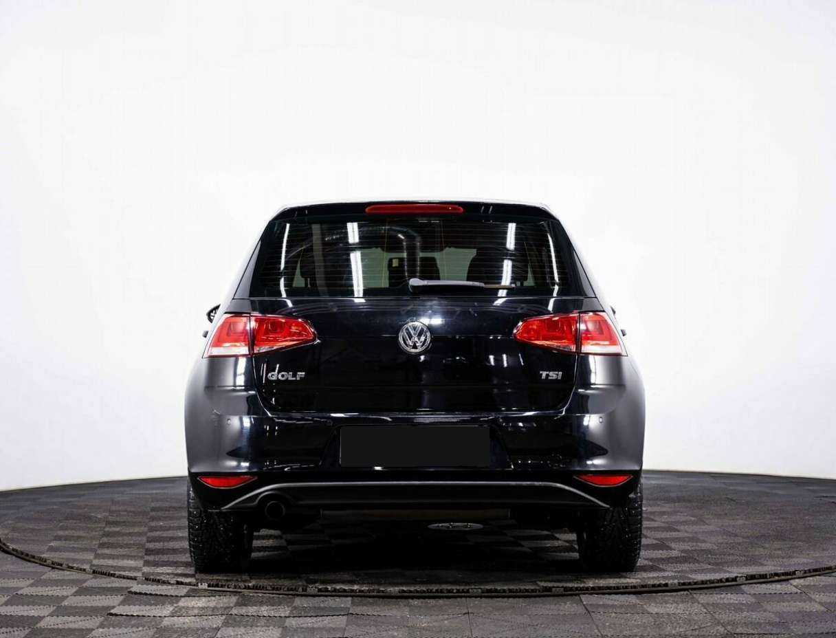 Б/У Фольксваген Гольф 2013 года. Фото: #3