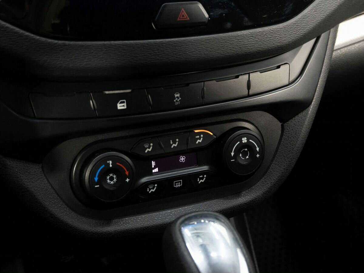 Б/У Лада (ВАЗ) Веста 2020 года. Фото: #19