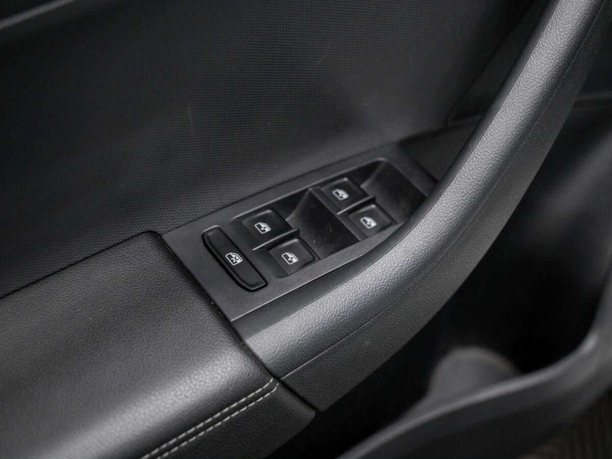 Б/У Фольксваген Поло 2020 года. Фото: #14