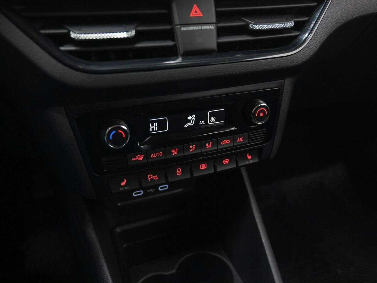 Б/У Фольксваген Поло 2020 года. Фото: #18