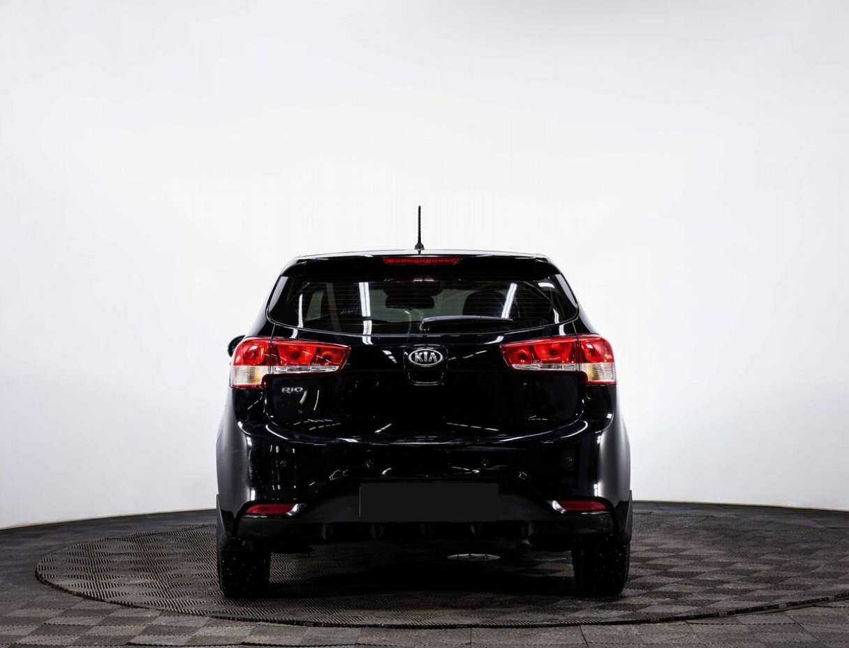 Б/У Киа Рио 2015 года. Фото: #4