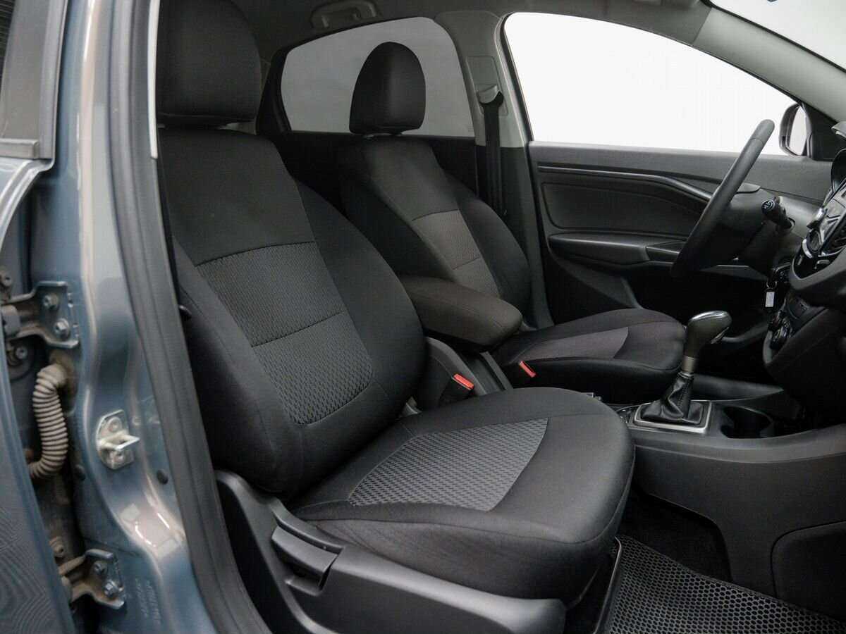 Б/У Лада (ВАЗ) Веста 2020 года. Фото: #3