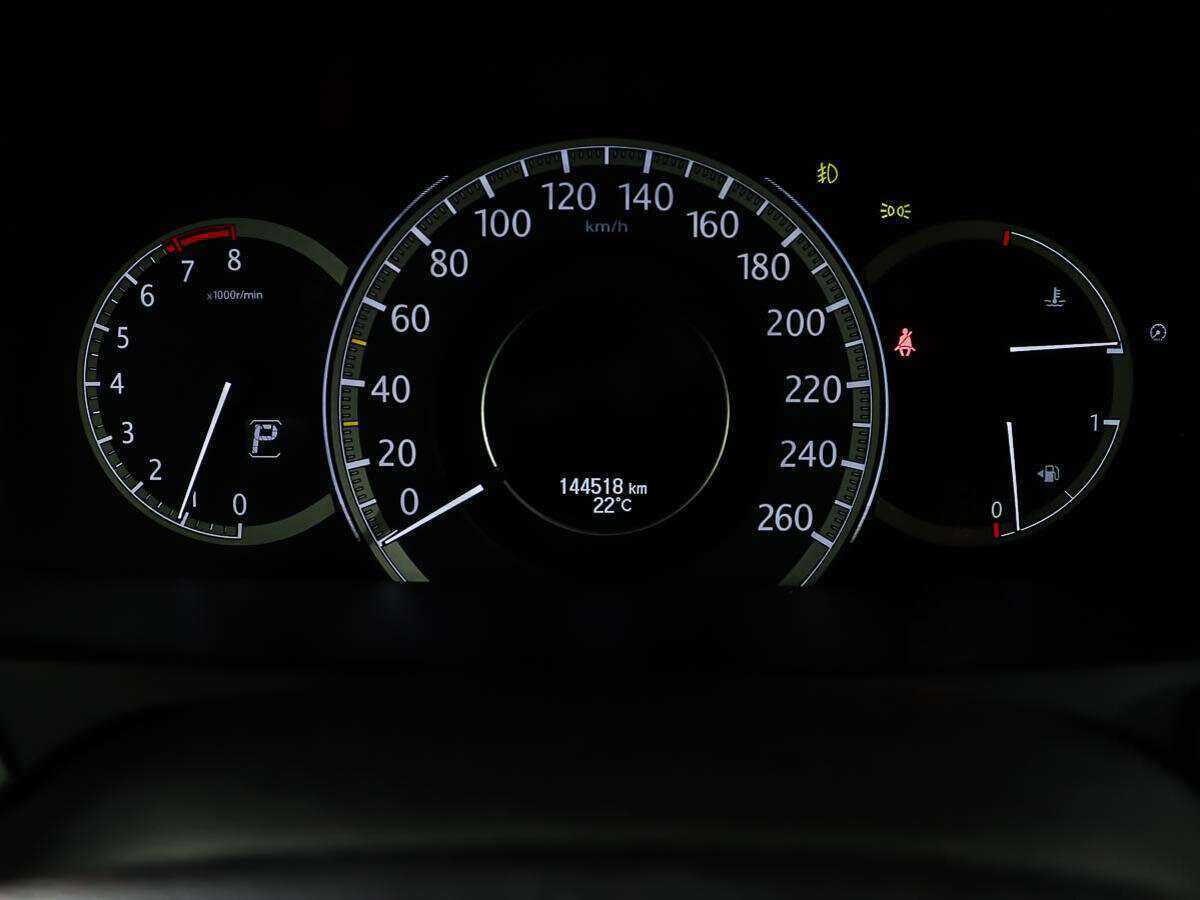 Б/У Хонда Аккорд 2013 года. Фото: #10