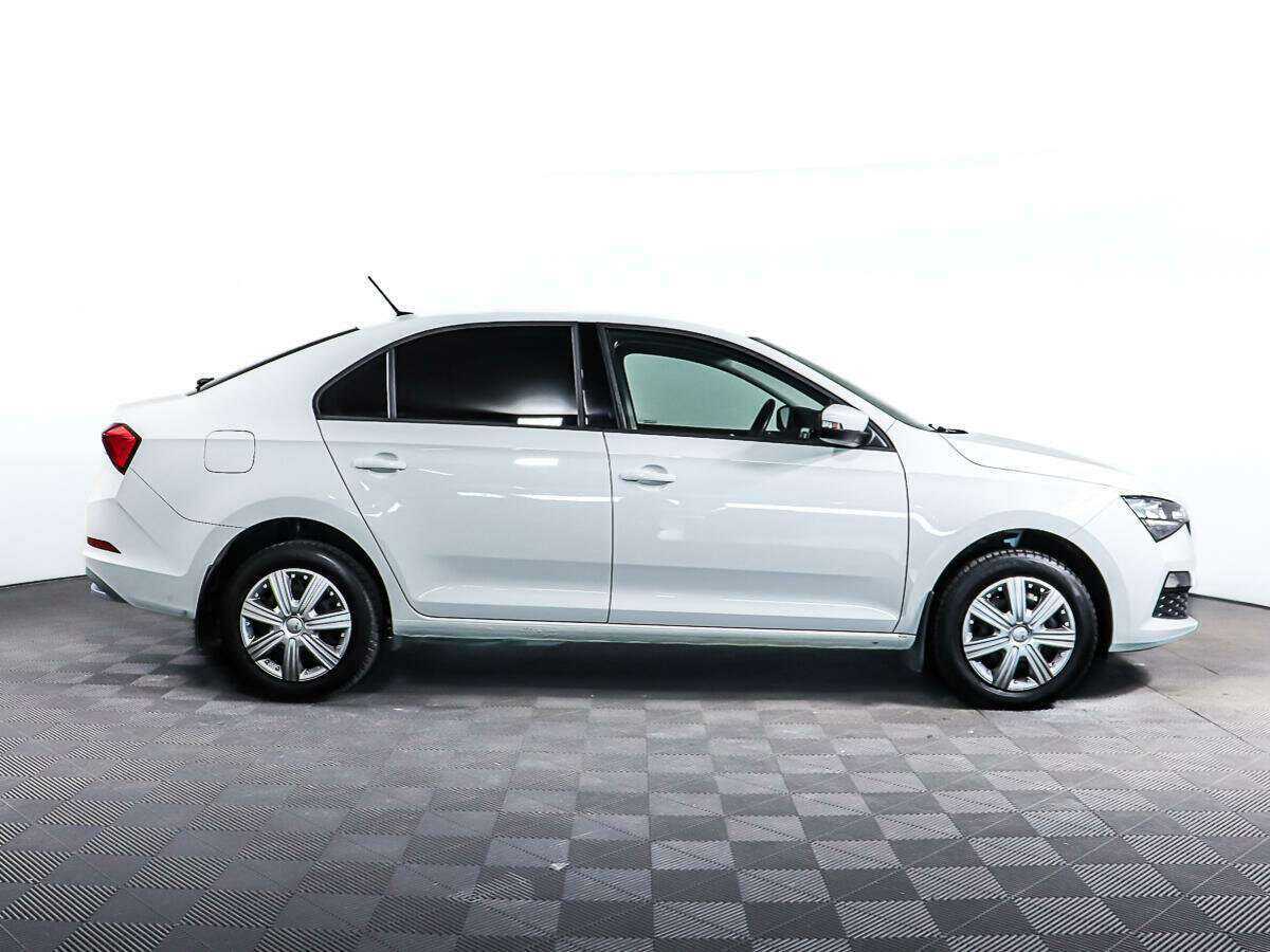 Б/У Шкода Рапид 2020 года. Фото: #3