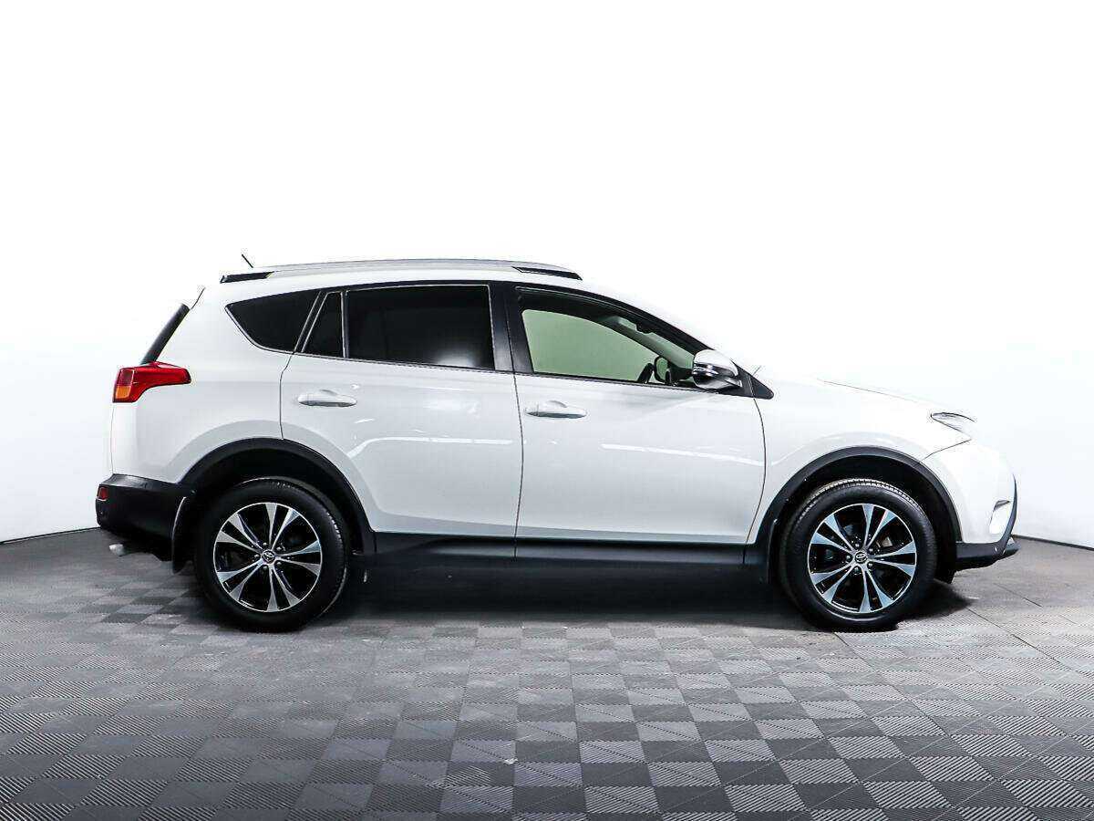 Б/У Тойота Рав4 2014 года. Фото: #3