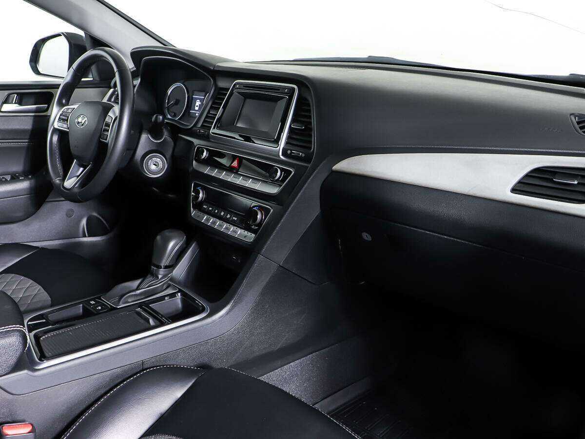 Б/У Хендай Соната 2018 года. Фото: #8