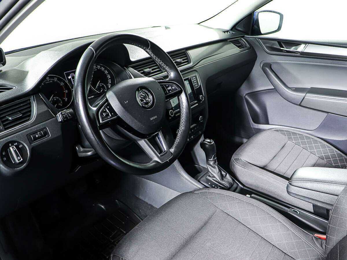 Б/У Шкода Рапид 2017 года. Фото: #12