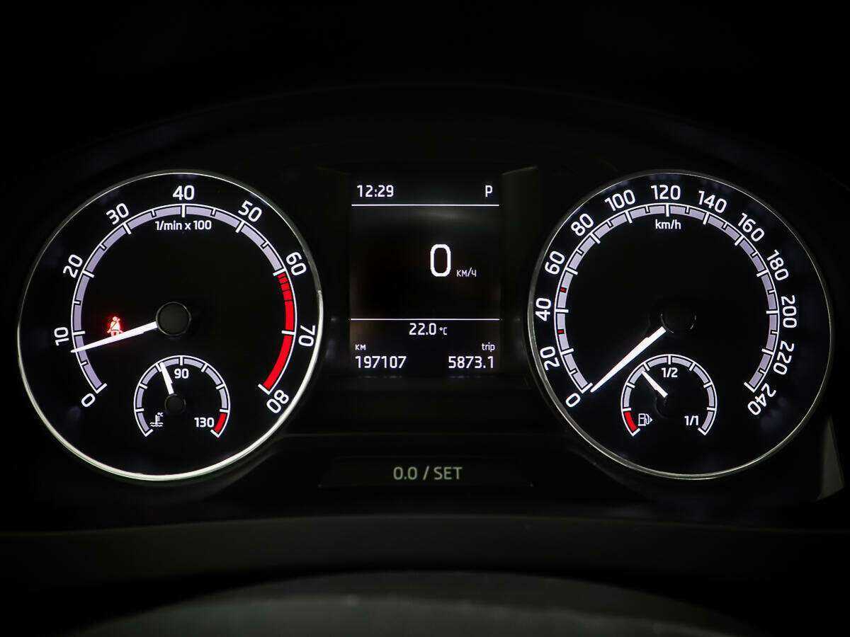 Б/У Шкода Рапид 2017 года. Фото: #13