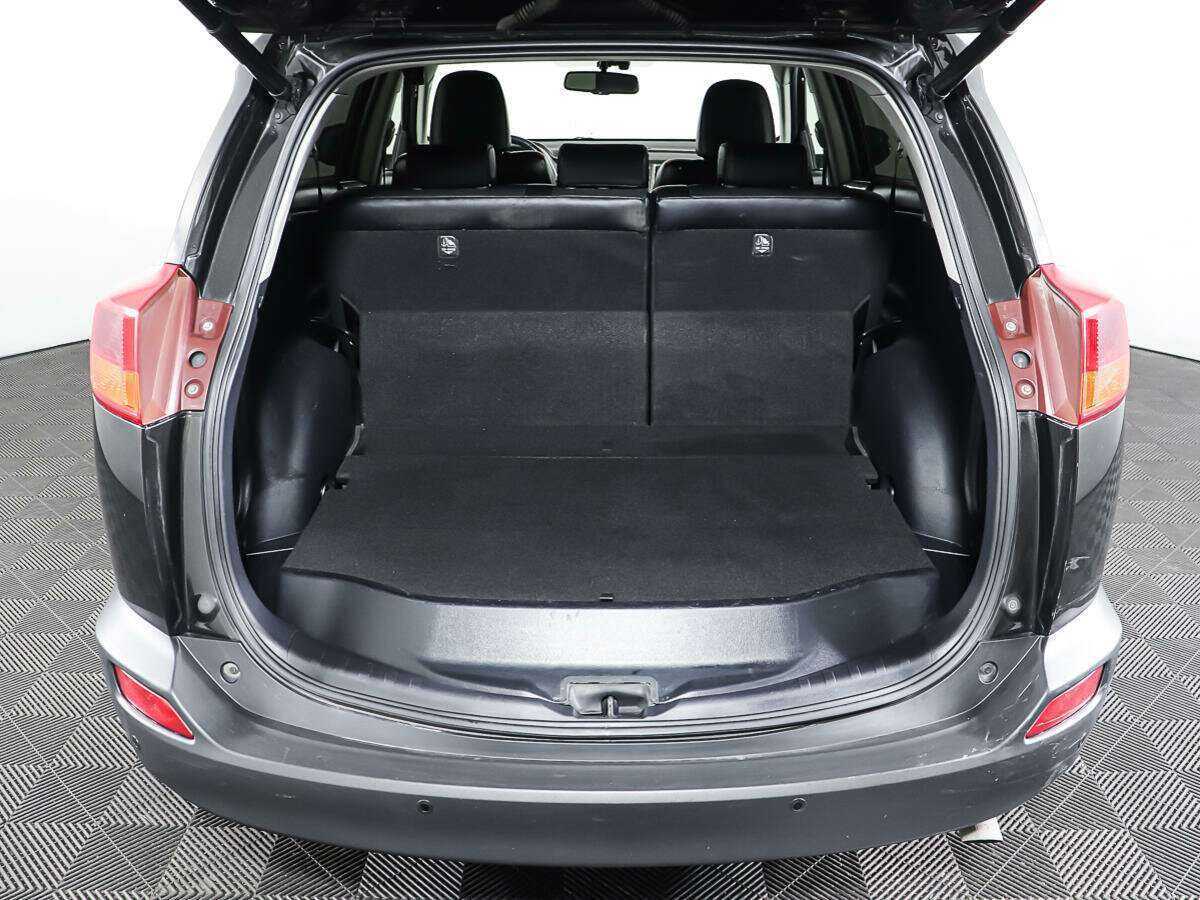 Б/У Тойота Рав4 2014 года. Фото: #8