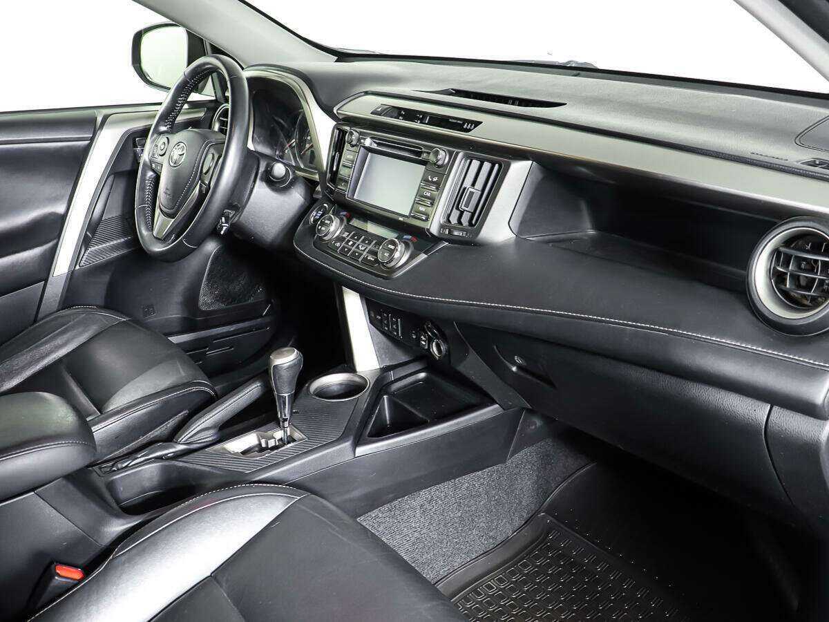 Б/У Тойота Рав4 2014 года. Фото: #9